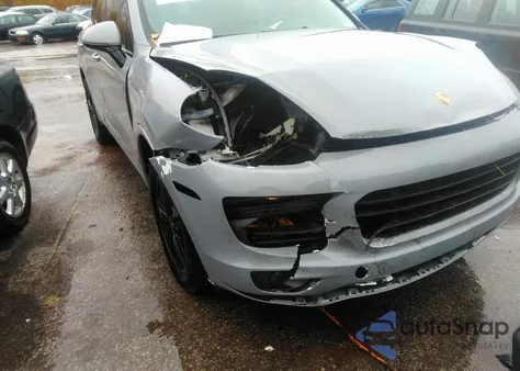 2015 Porsche Cayenne S z USA, uszkodzony, nr VIN WP1AB2A20FLA56715